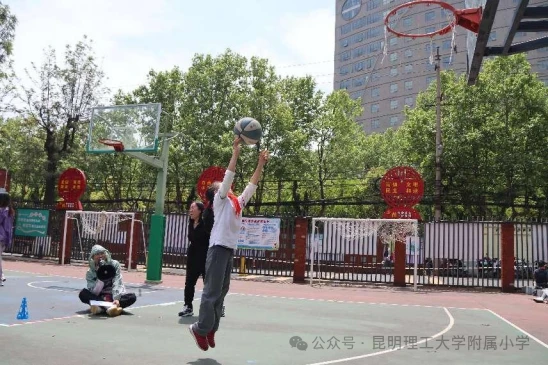 为什么控卫需要掌握多种进攻手段_0